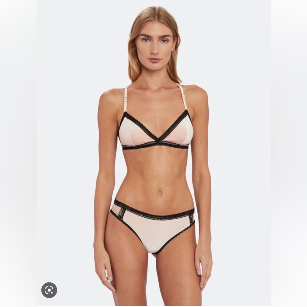 STELLA MCCARTNEY**Ally Indulging**Bra + Underwear Sm. SET***$229